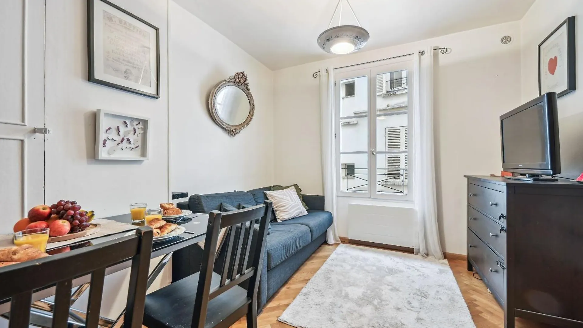 Eiffel Tower & Hotel Des Invalides - 1Br - Cityapartmentstay location