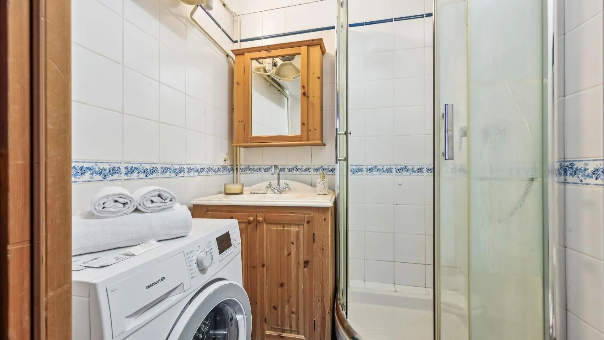 Eiffel Tower & Hotel Des Invalides - 1Br - Cityapartmentstay Parigi